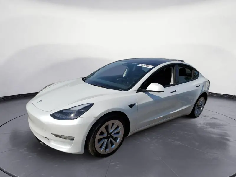 Tesla Model 3 2022г.