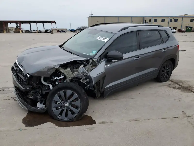 Volkswagen Taos 2022г.