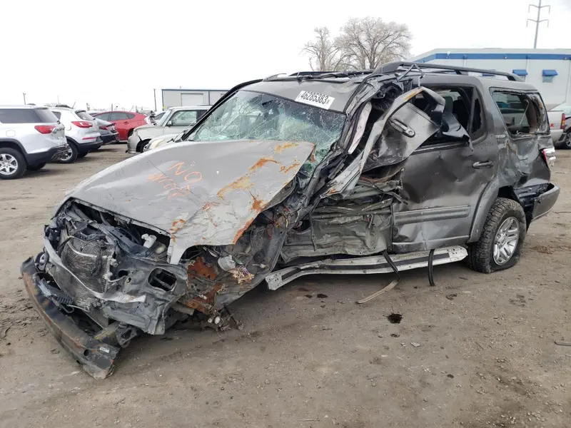 Toyota Sequoia 2003г.