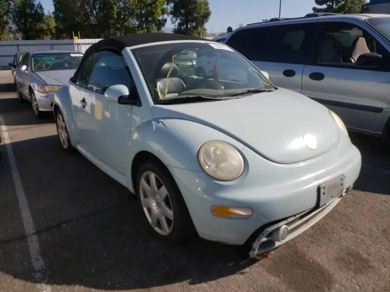 Volkswagen New Beetle 2003г.