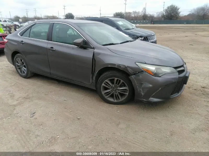 Toyota Camry 2016г.