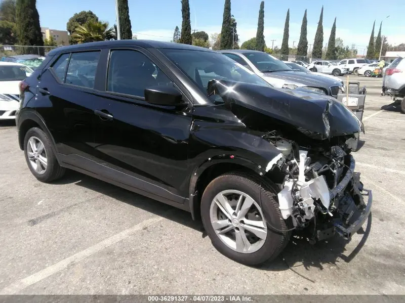 Nissan Kicks 2023г.