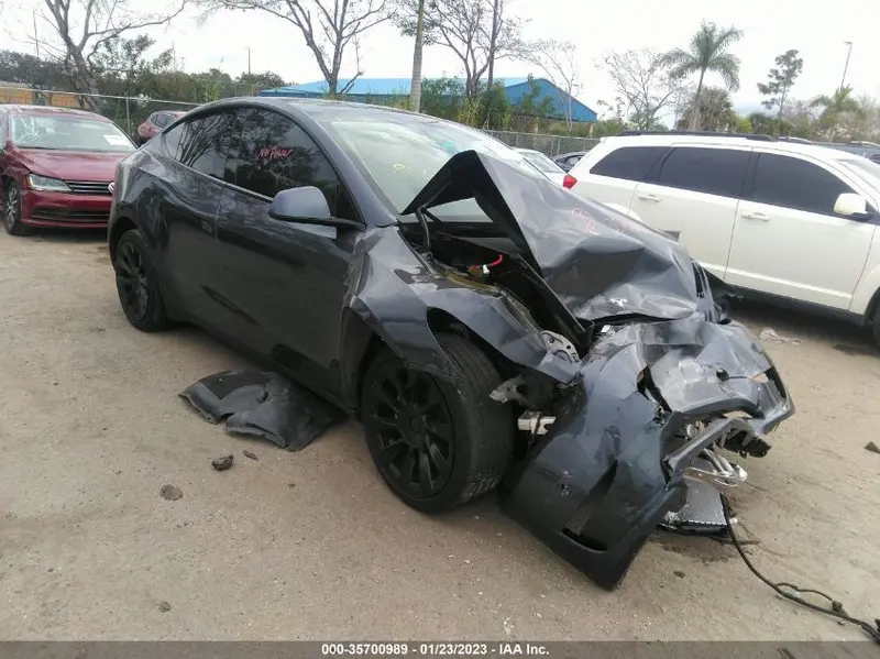 Tesla Model Y 2021г.