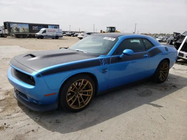 Dodge Challenger 2019г.