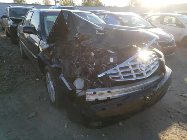 Cadillac DTS 2010г.