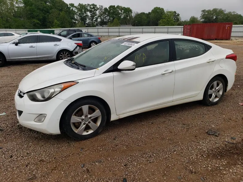 Hyundai Elantra 2013г.