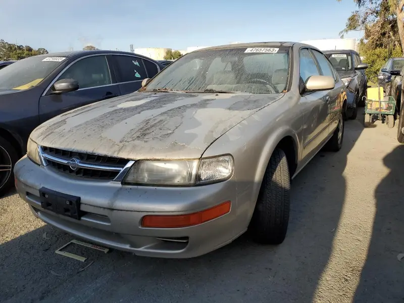 Nissan Maxima 1999г.