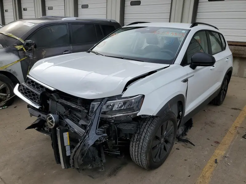 Volkswagen Taos 2022г.