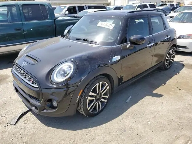 Mini Cooper 2020г.