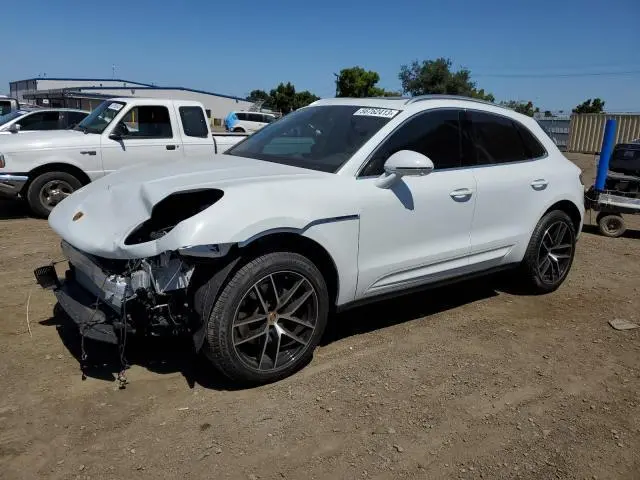 Porsche Macan 2023г.