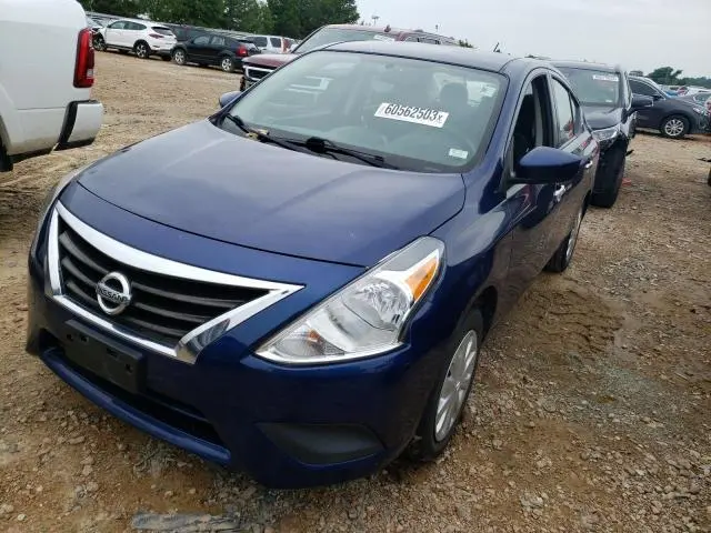 Nissan Versa 2019г.