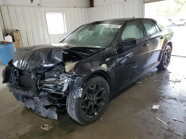 Chrysler 300 2020г.