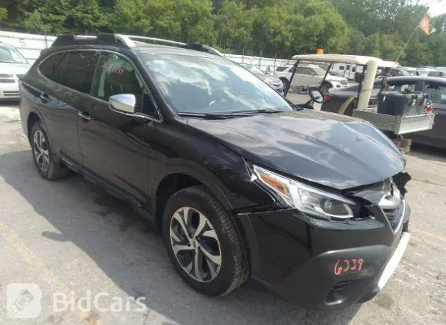 Subaru Outback 2020г.