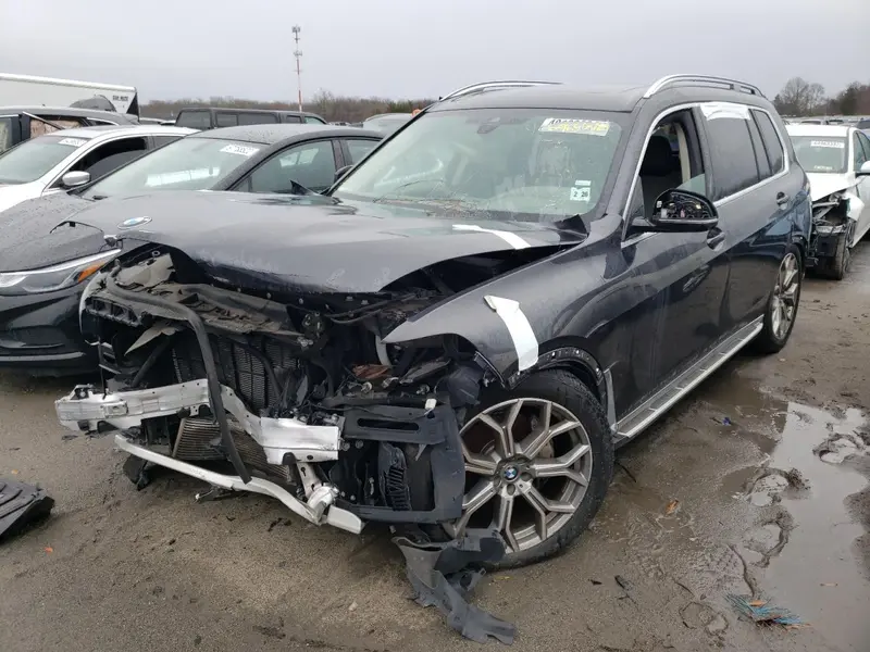 BMW X7 2021г.