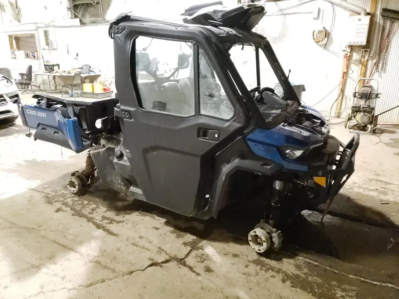 Can-Am Defender/Traxter Ltd 2022г.