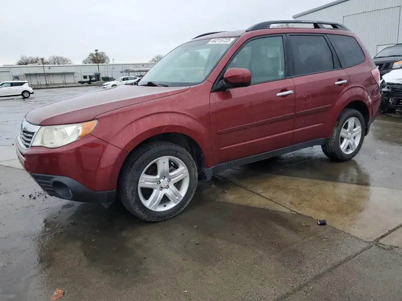 Subaru Forester 2010г.