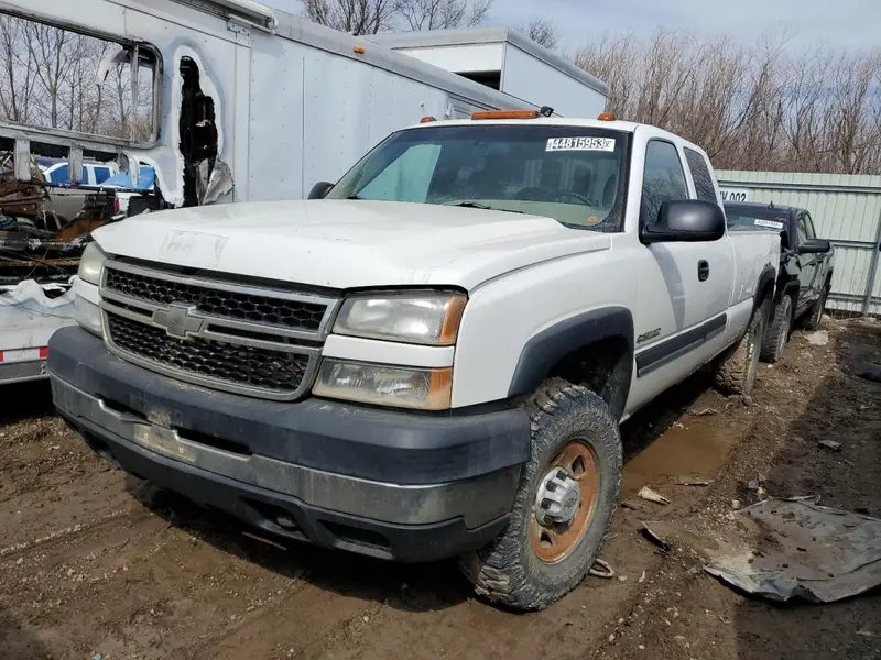 Chevrolet Silverado 2500 2006г.