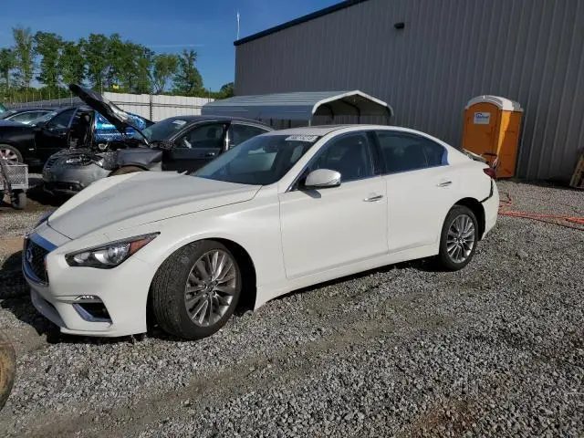 Infiniti Q50 2019г.