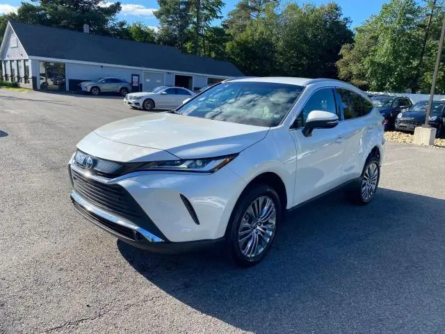 Toyota Venza 2022г.