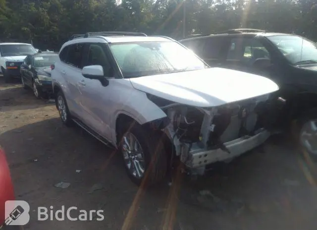 Toyota Highlander 2023г.