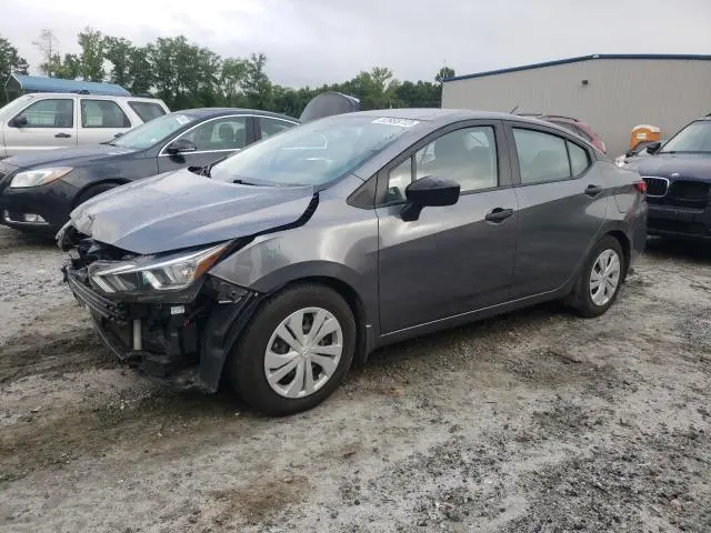 Nissan Versa 2020г.