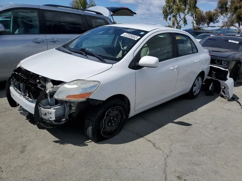 Toyota Yaris 2009г.