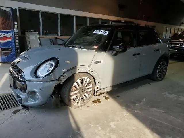Mini Cooper 2020г.