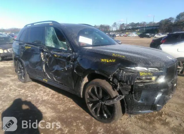 BMW X7 2023г.