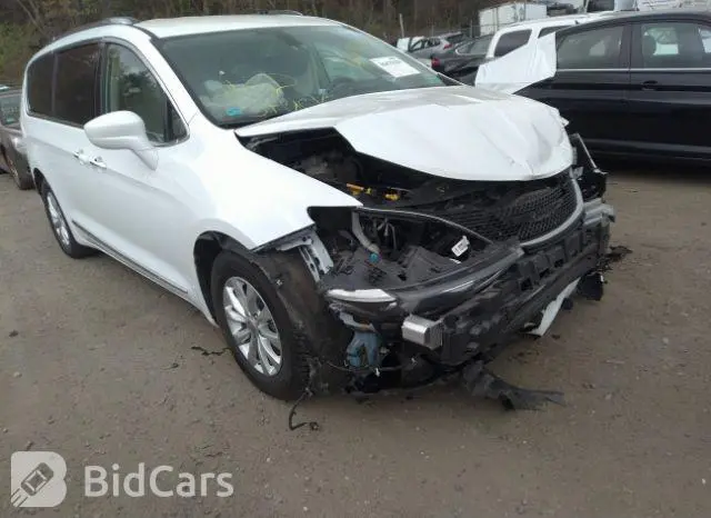 Chrysler Pacifica 2019г.