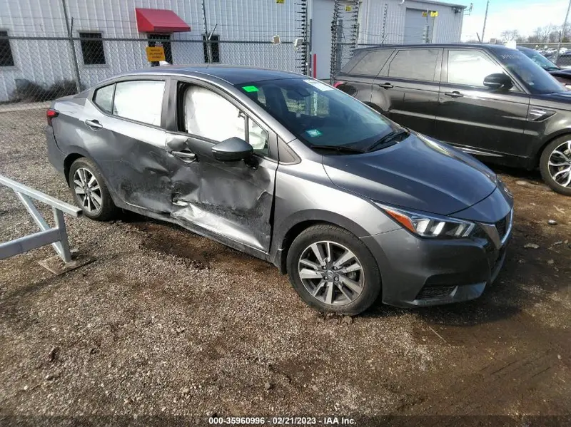 Nissan Versa 2020г.