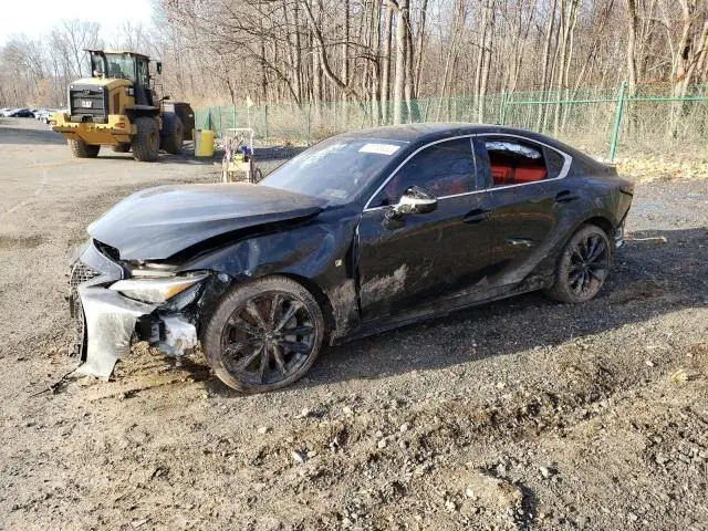 Lexus IS 2022г.