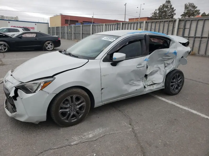 Toyota Yaris 2019г.