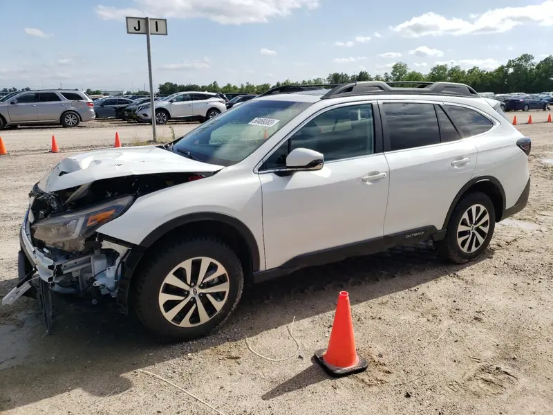 Subaru Outback 2022г.