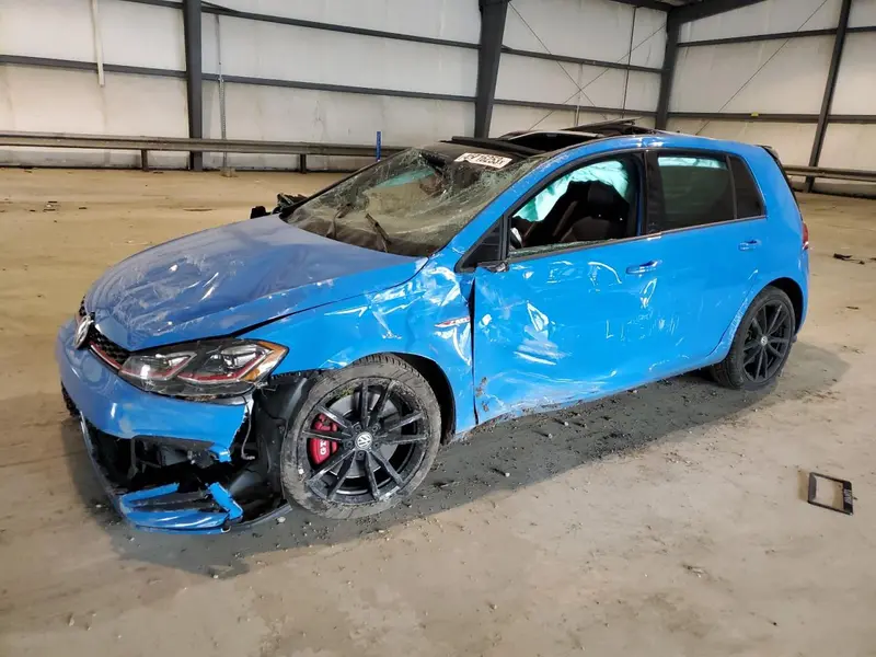 Volkswagen Golf GTI 2021г.