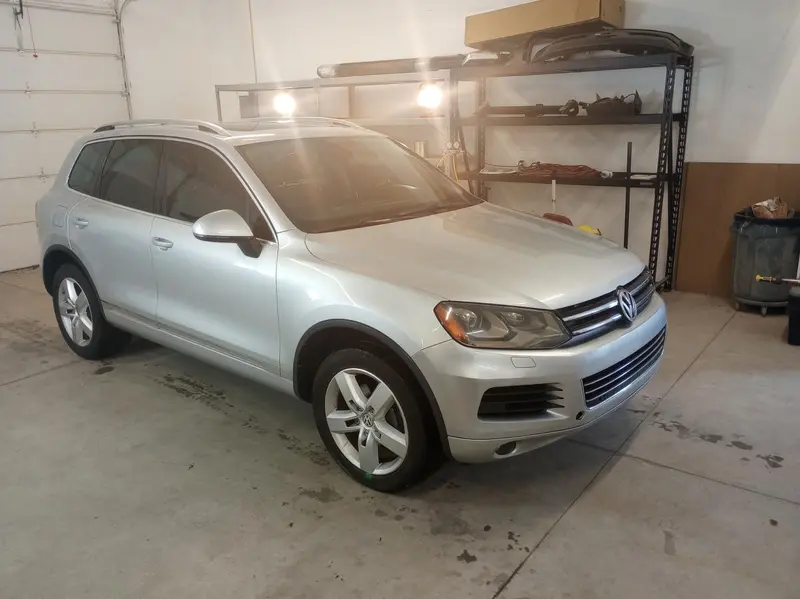Volkswagen Touareg 2012г.