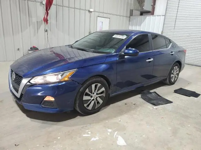 Nissan Altima 2020г.