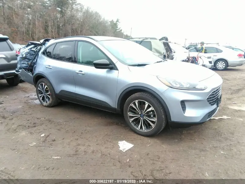 Ford Escape 2022г.