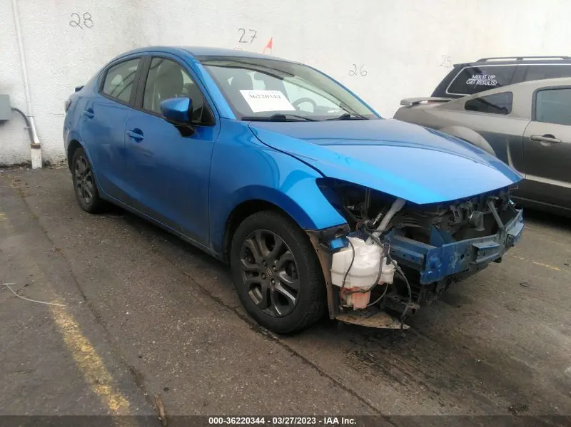 Toyota Yaris 2019г.