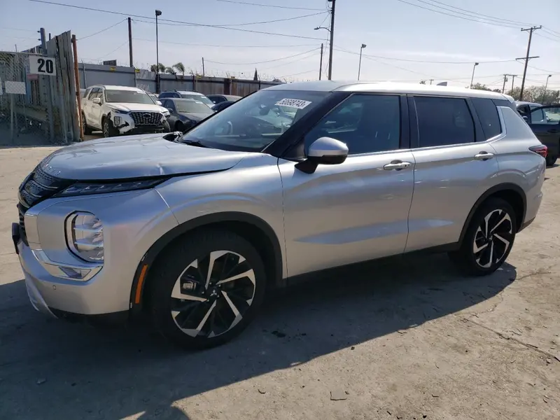 Mitsubishi Outlander 2023г.