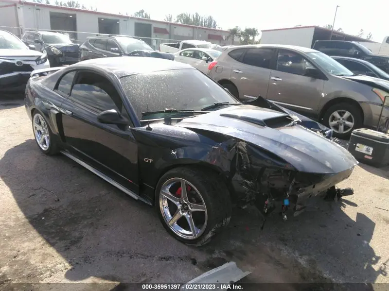 Ford Mustang 2003г.