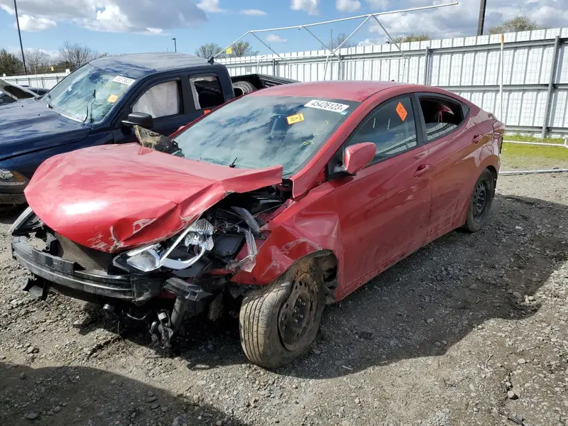 Hyundai Elantra 2016г.