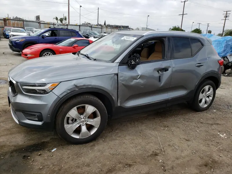 Volvo XC40 2019г.