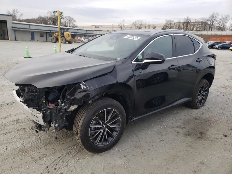 Lexus NX 250 2022г.