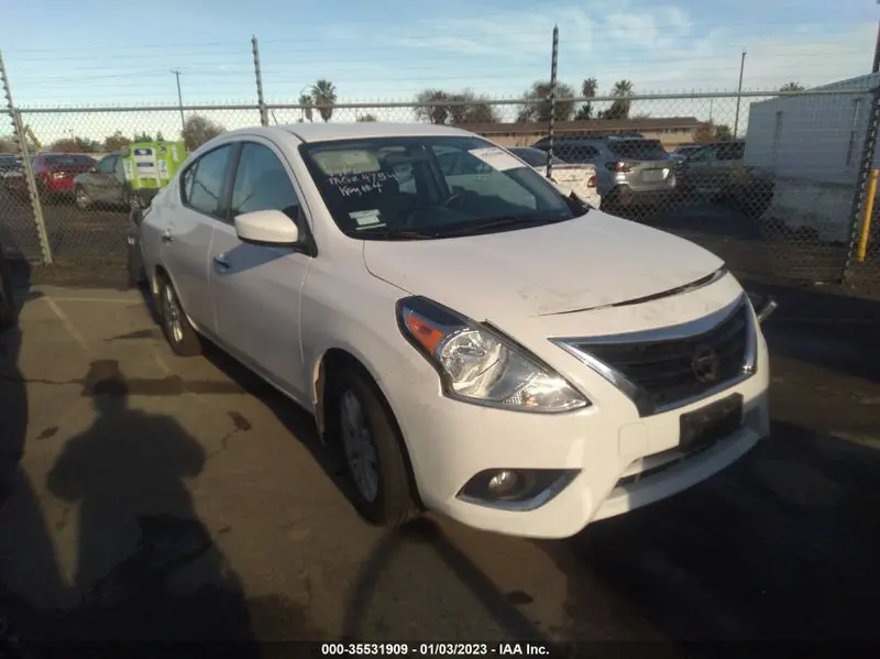 Nissan Versa 2019г.
