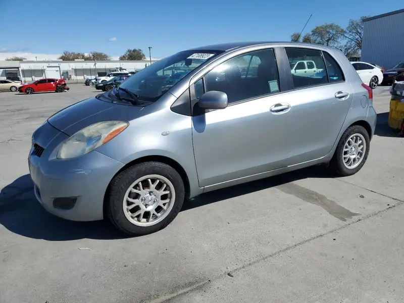 Toyota Yaris 2009г.