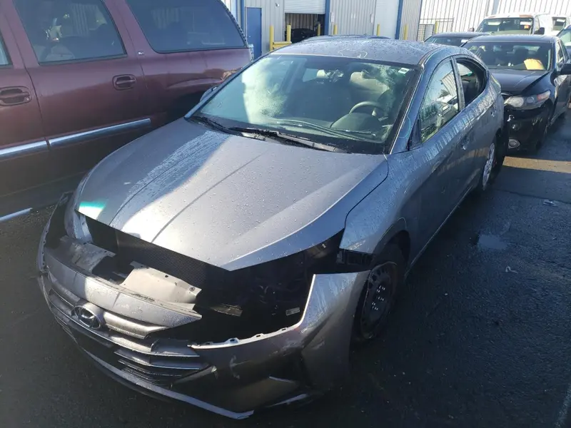 Hyundai Elantra 2019г.