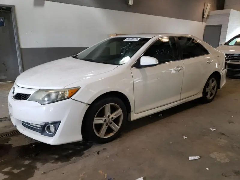 Toyota Camry 2013г.