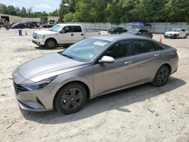 Hyundai Elantra 2022г.
