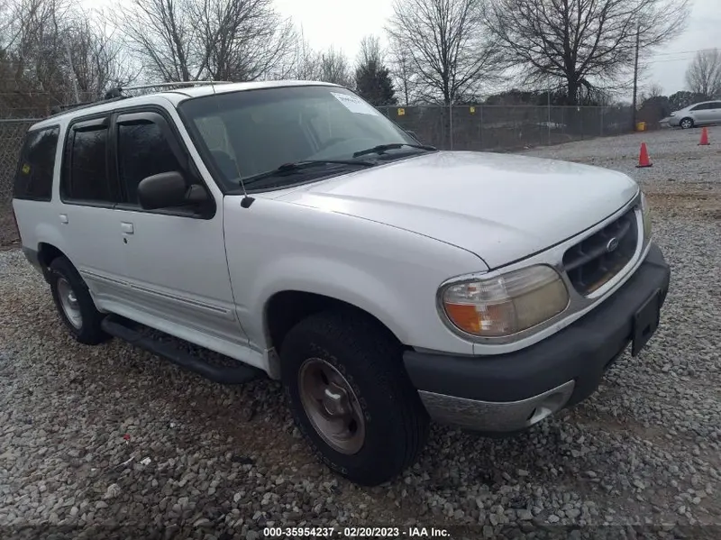 Ford Explorer 2000г.