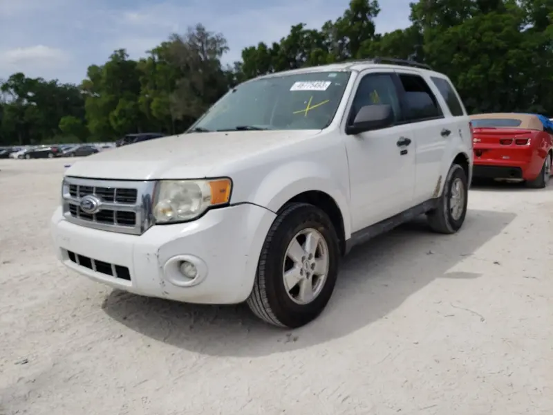 Ford Escape 2010г.